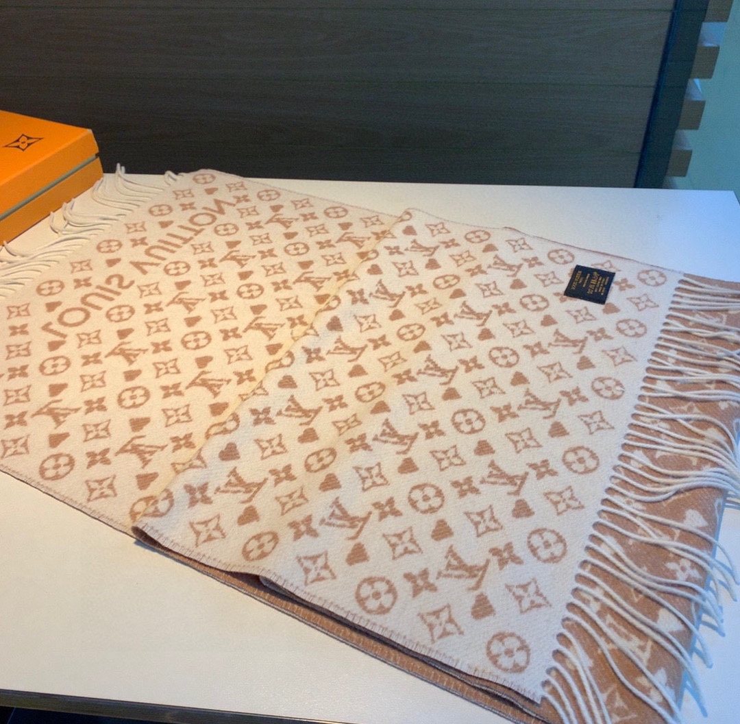 Louis Vuitton Tan and Cream Fringe Scarf