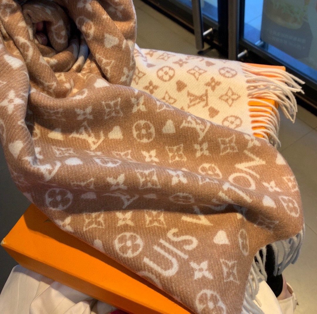Louis Vuitton Tan and Cream Fringe Scarf