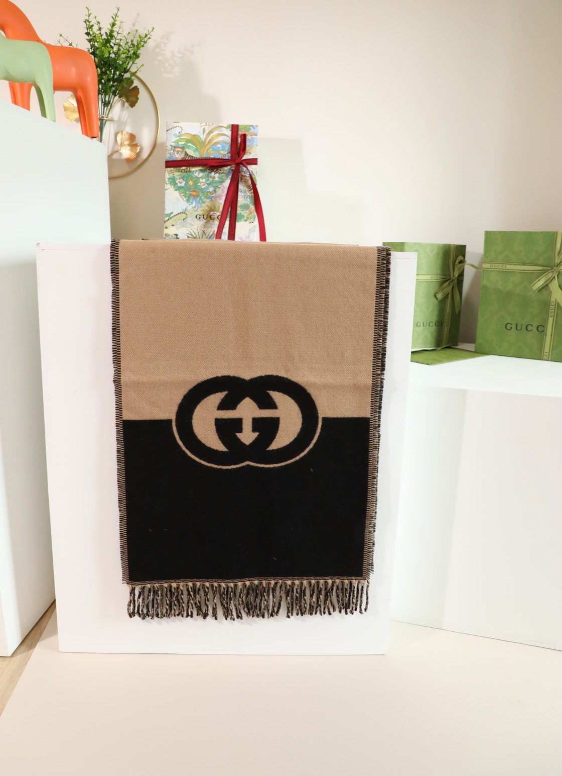 Gucci Beige and Black Fringed Scarf