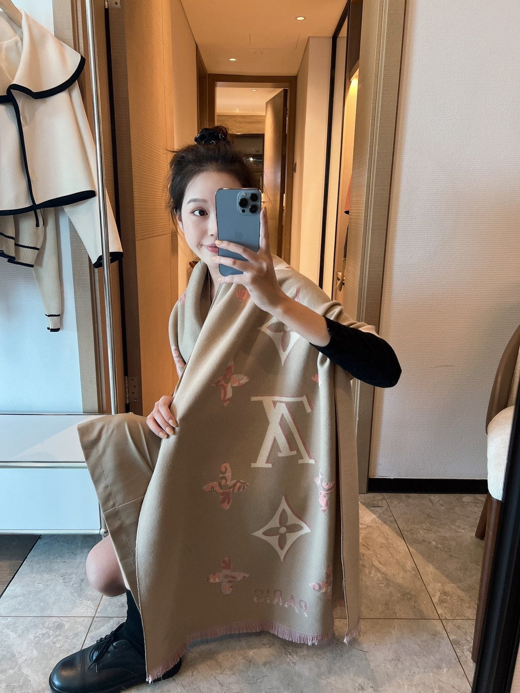 Louis Vuitton Monogram Floral Shawl