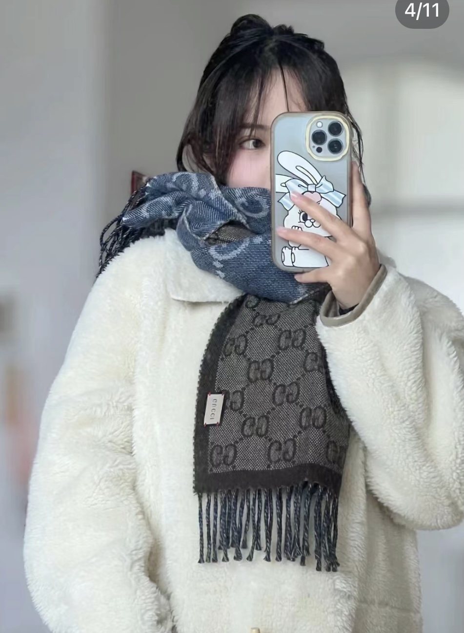 Gucci Blue & Brown Reversible Fringed Scarf
