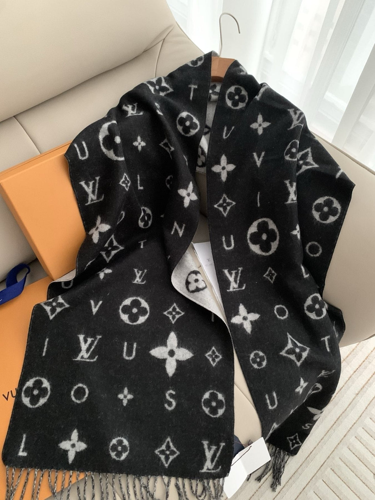 Louis Vuitton Black and Gray Reversible Cashmere Scarf