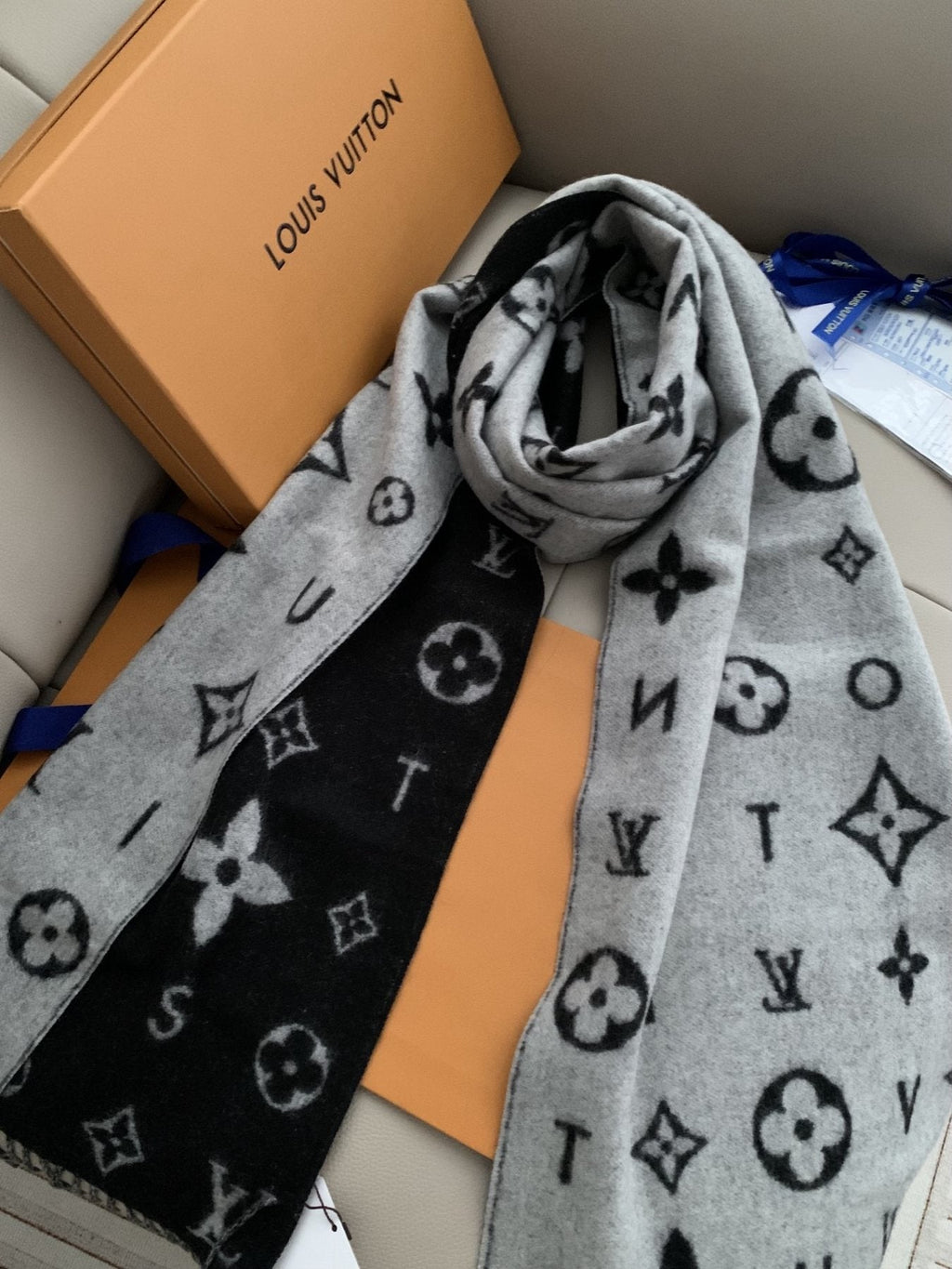 Louis Vuitton Black and Gray Reversible Cashmere Scarf