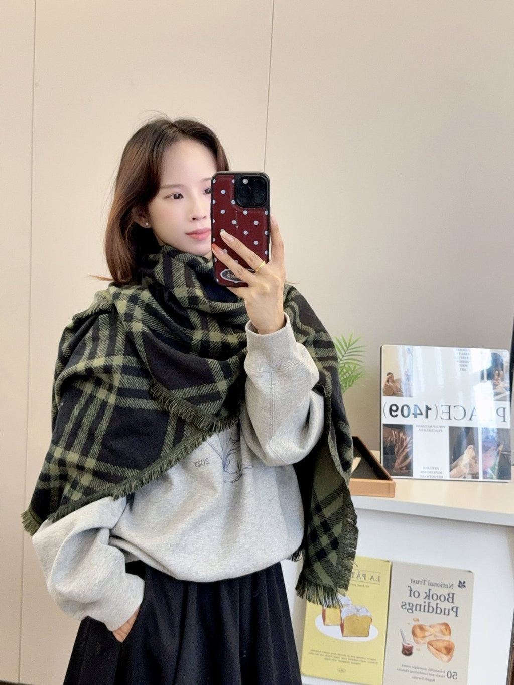 Burberry Black and Olive Plaid Scarf - 200 x 65 cm