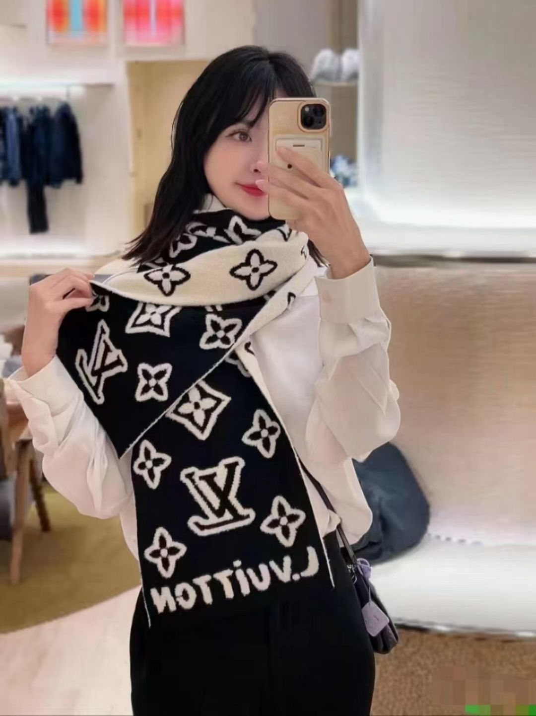Louis Vuitton Black & Ivory Monogram Scarf
