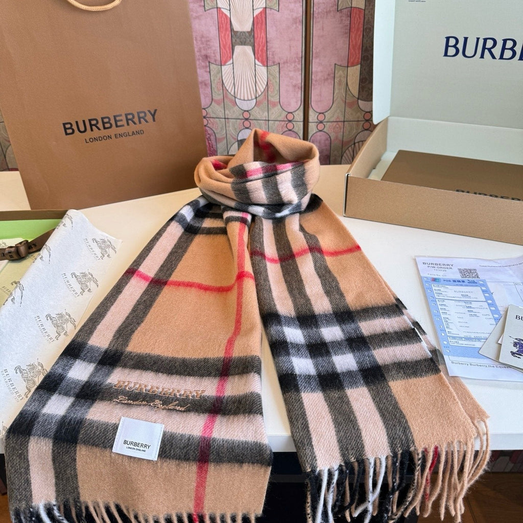 Burberry Embroidered Wordmark Plaid Scarf - 30 x 180 cm