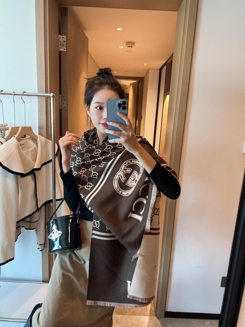 Gucci Jacquard Logo Scarf