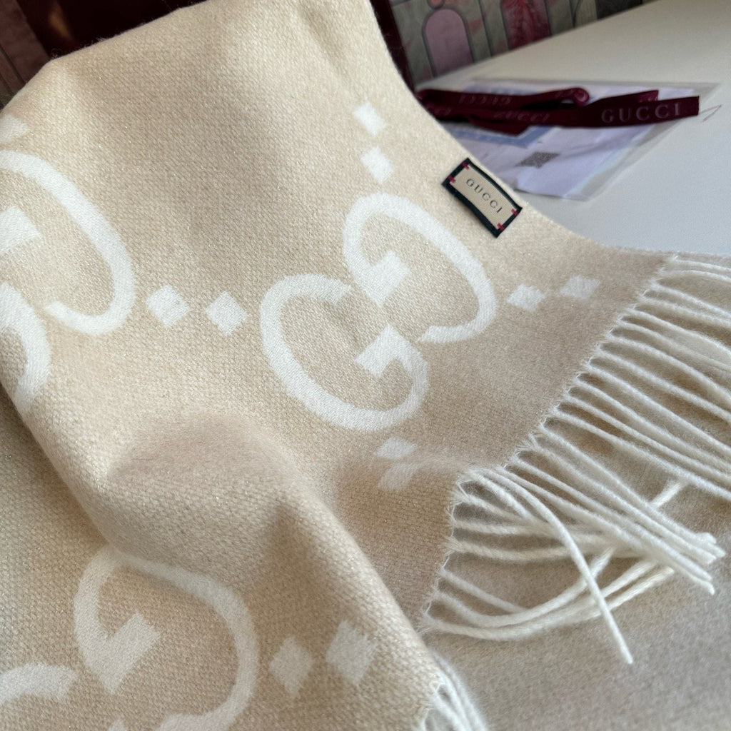 Gucci Beige & Ivory Fringed Scarf