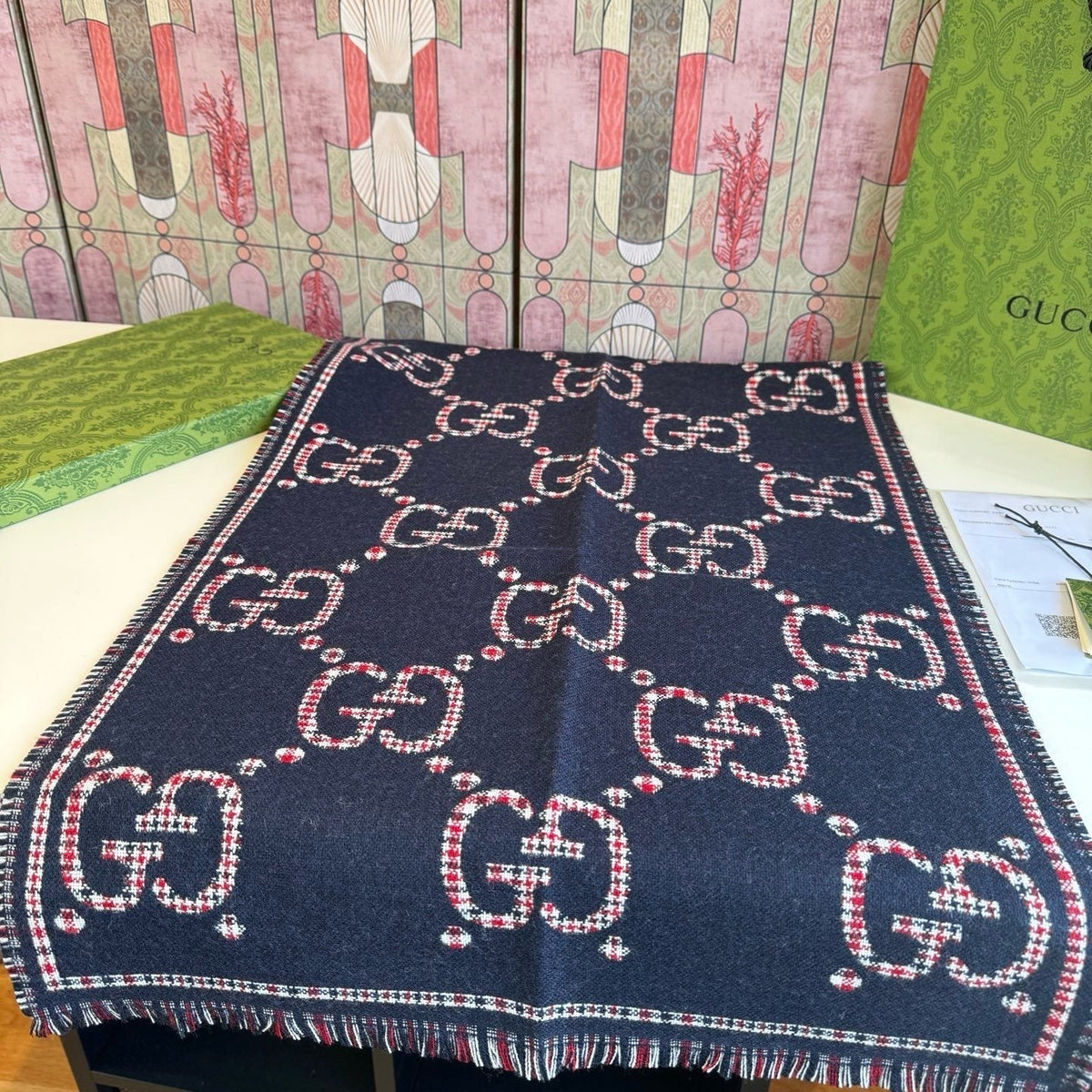 Gucci Wool Interlocking Motif Scarf - 180 x 47 cm
