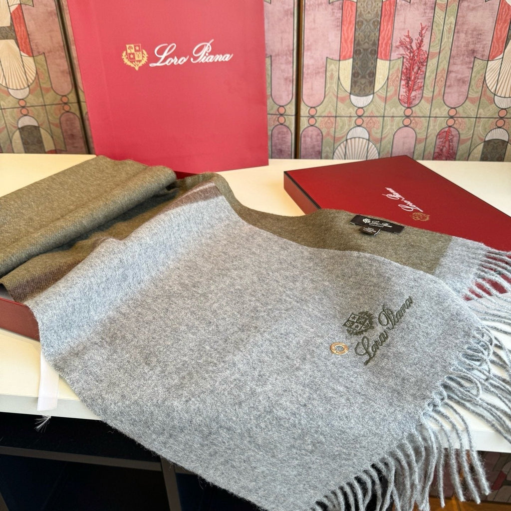 Loro Piana Two-Tone Fringe Scarf - 30 x 185 cm