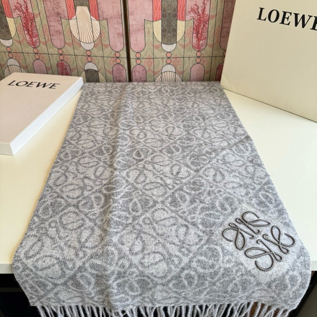 Loewe Reversible Fringe Pattern Scarf