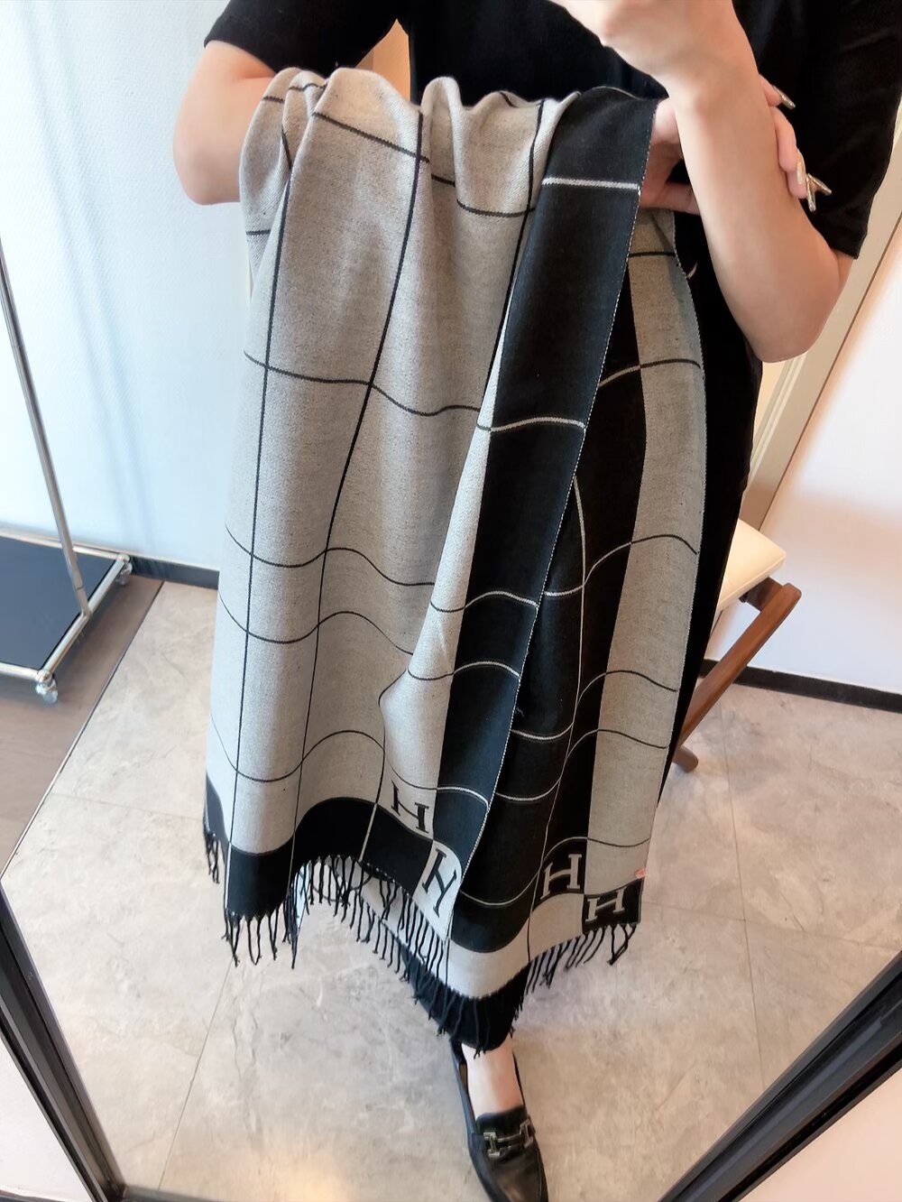 Hermès Fringed Grid Motif Scarf