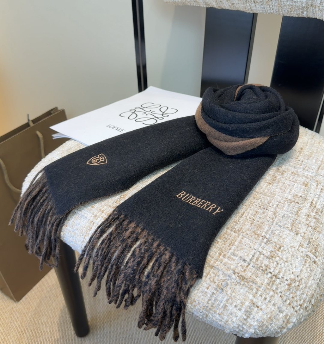 Burberry Two-Tone Fringed Scarf