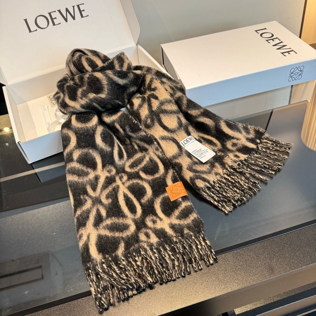 Loewe Loop-Pattern Fringed Scarf