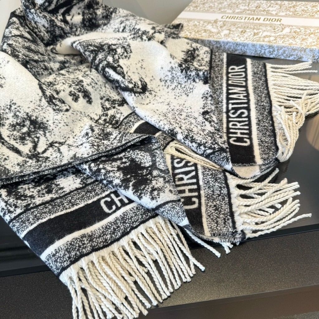 Dior Animal Jacquard Fringed Scarf
