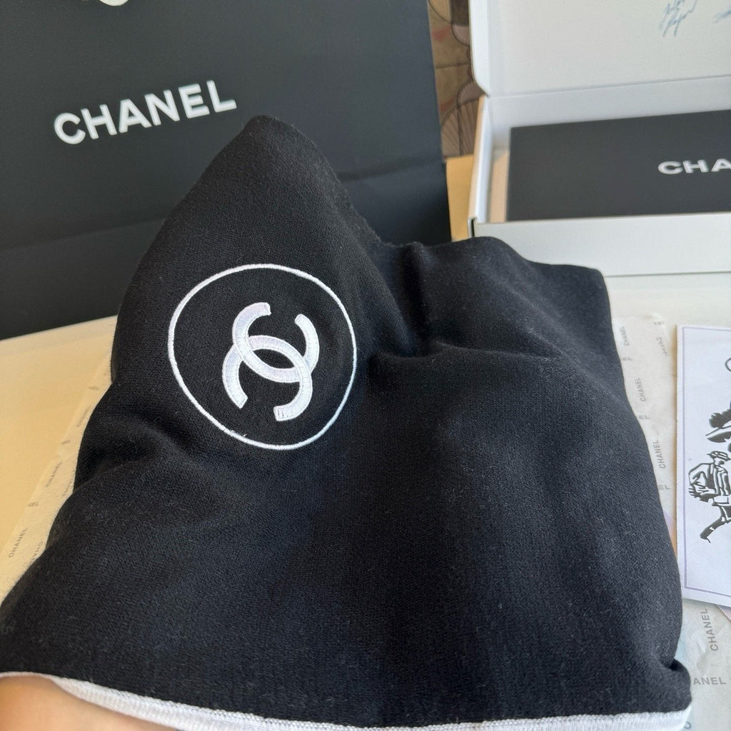 Chanel Contrast-Trim Logo Scarf