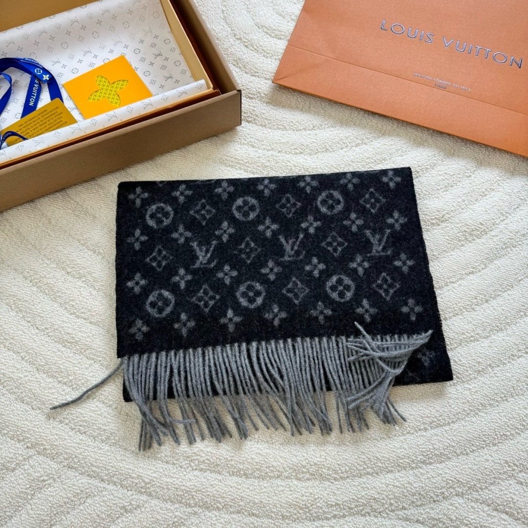 Louis Vuitton Men's Monogram Fringe Scarf - 30 x 180 cm