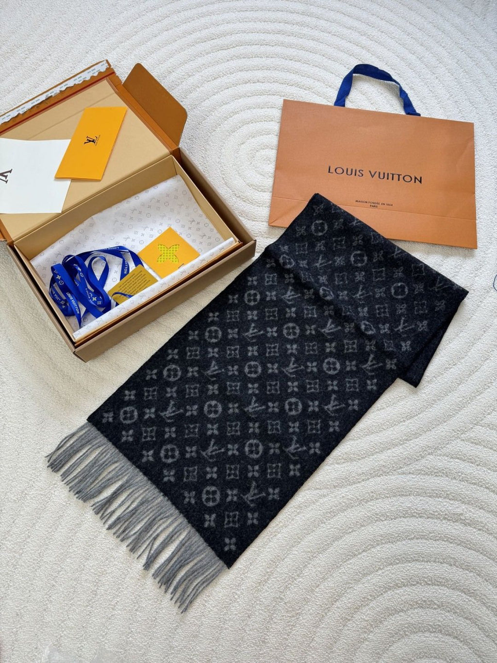 Louis Vuitton Men's Tonal Monogram Cashmere Scarf