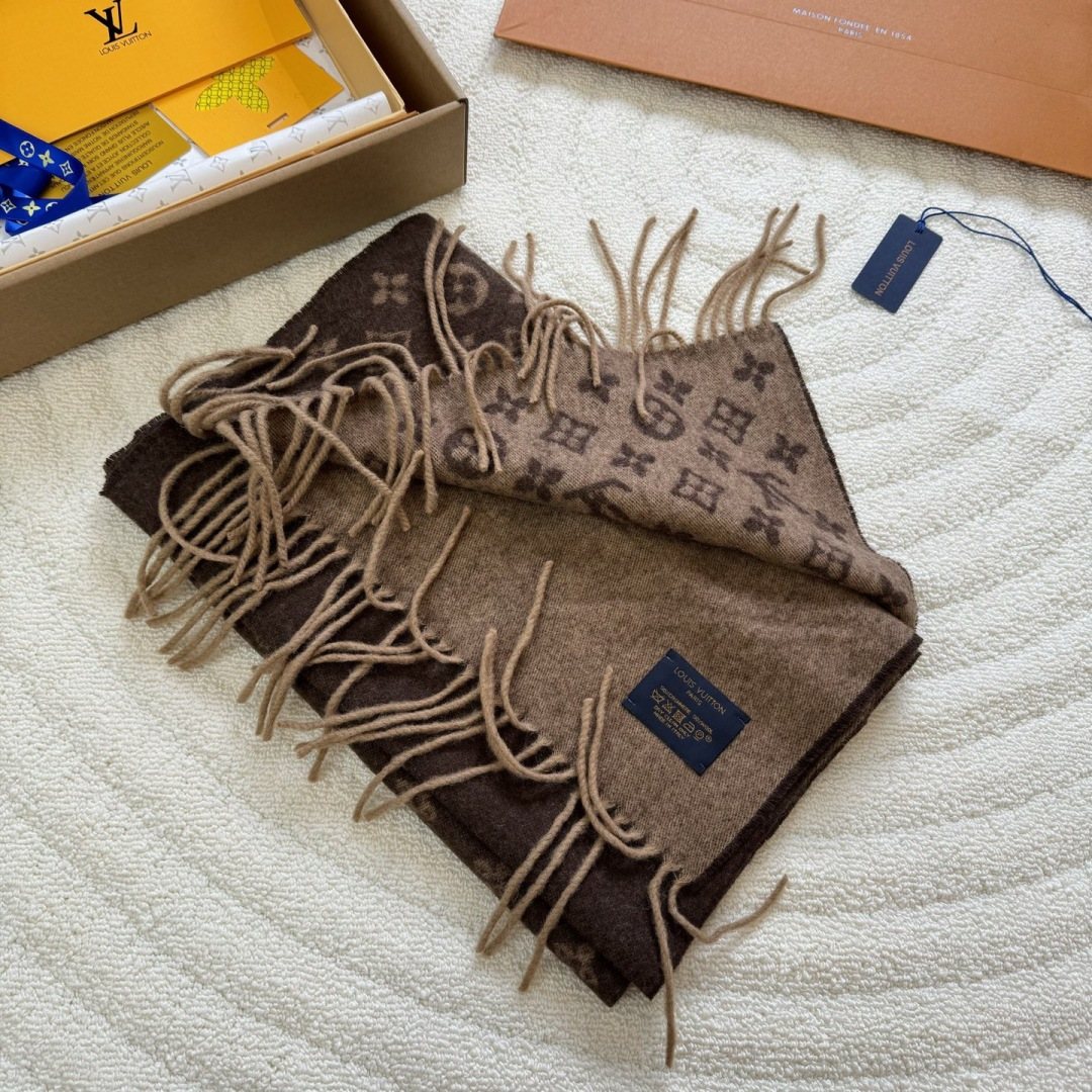 Louis Vuitton Men's Tonal Monogram Cashmere Scarf