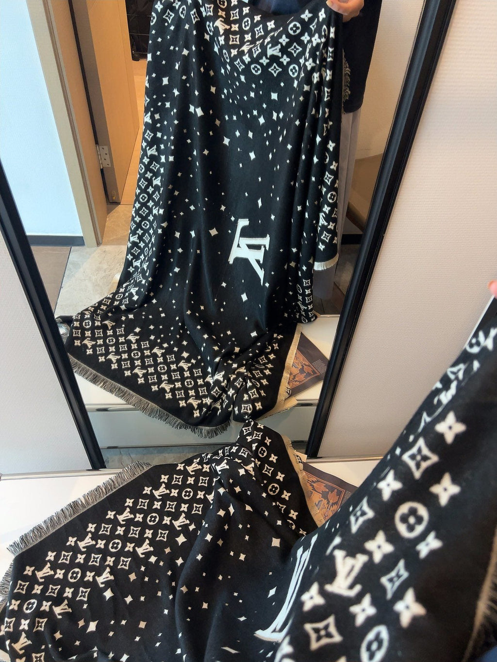 Louis Vuitton Starry Monogram Fringed Wrap