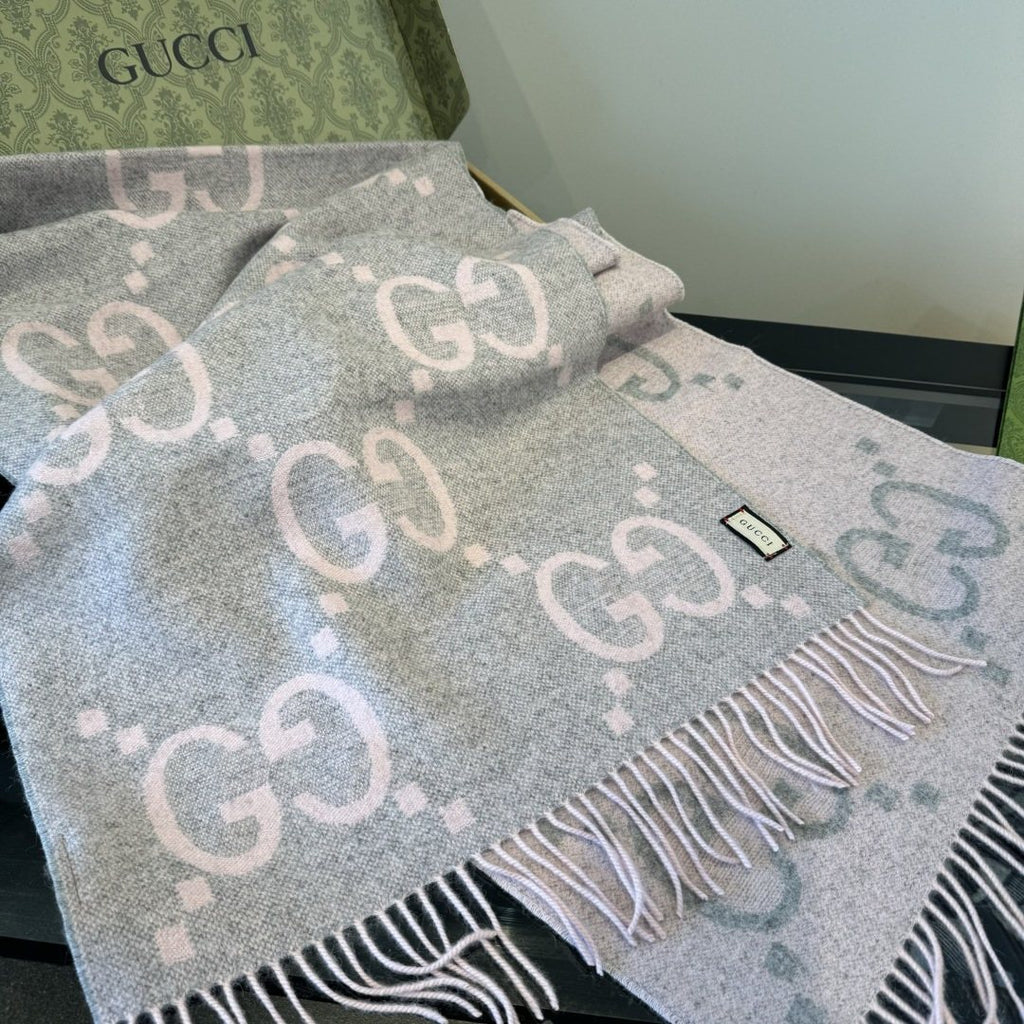 Gucci Fringed Interlocking Motif Scarf