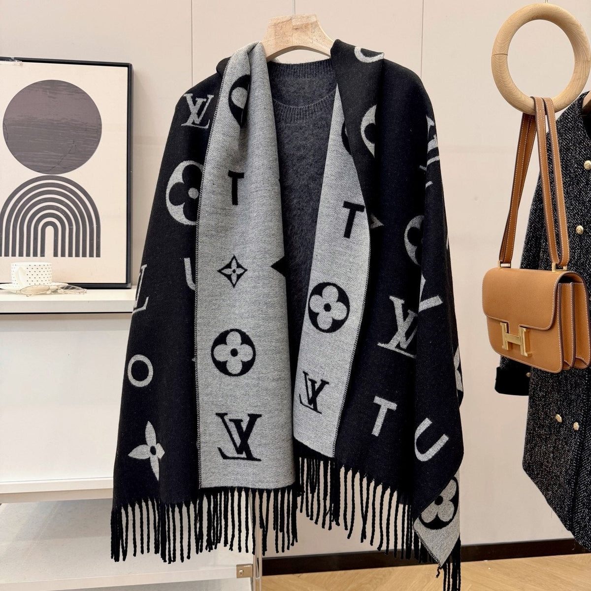 Louis Vuitton Knotted-Fringe Monogram Scarf - 65 x 180 cm