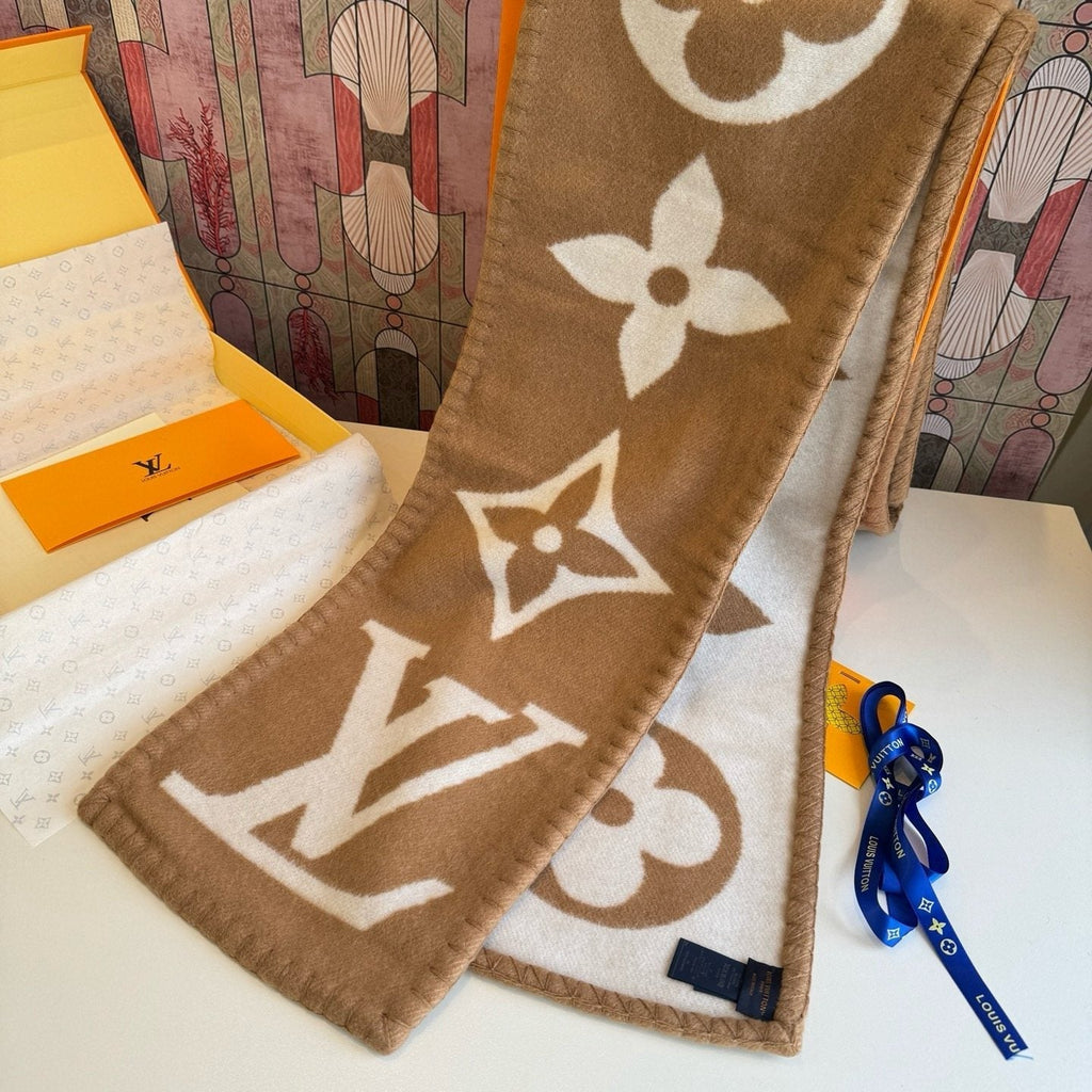 Louis Vuitton Oversized Monogram Fashion Scarf