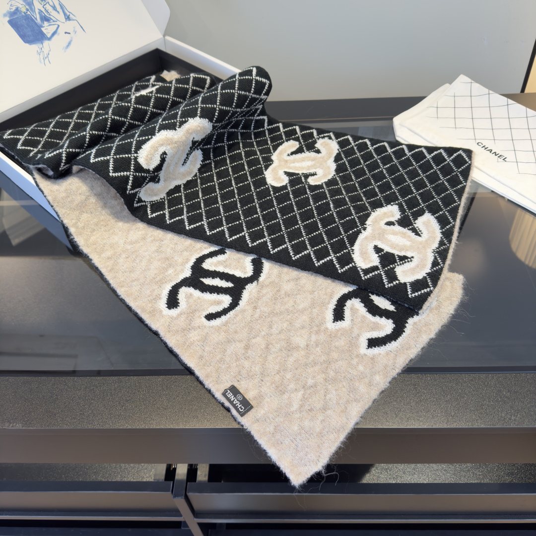 Chanel Grid Pattern Knit Scarf